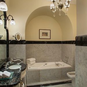 Two-Bedroom King Suite